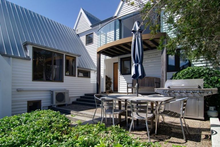 Photo of property in 615 Peninsula Road, Kelvin Heights, Queenstown, 9300