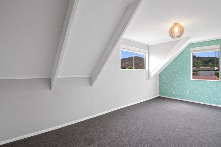 Photo of property in 10 Lord Auckland Road, Wakefield, 7025