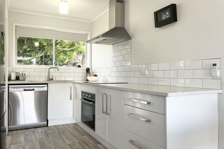 Photo of property in 1/17a Rose Road, Papatoetoe, Auckland, 2025