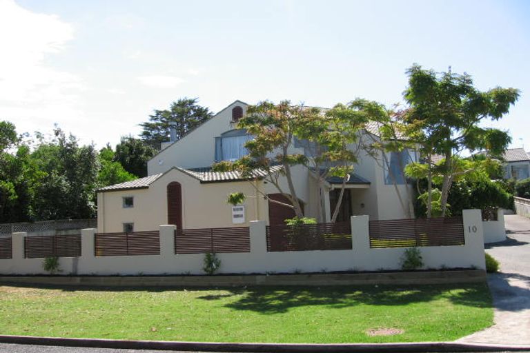 Photo of property in 2/10 Ringwood Street, Torbay, Auckland, 0630