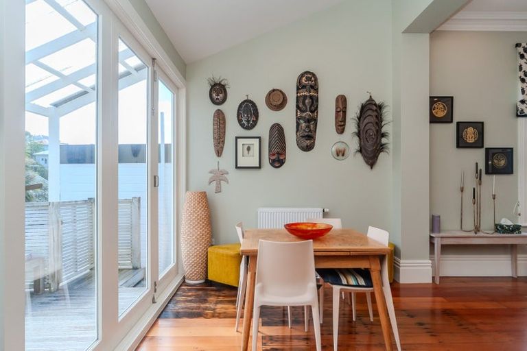 Photo of property in 100 Rintoul Street, Newtown, Wellington, 6021