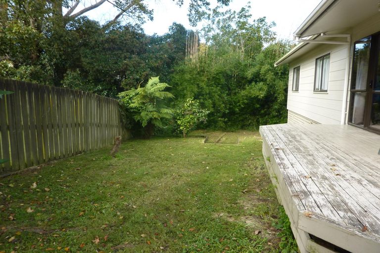 Photo of property in 2/6 Esperanto Road, Papatoetoe, Auckland, 2025
