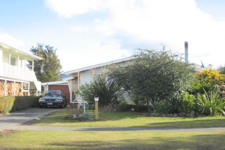 Photo of property in 23 Te Rangitautahanga Road, Turangi, 3334
