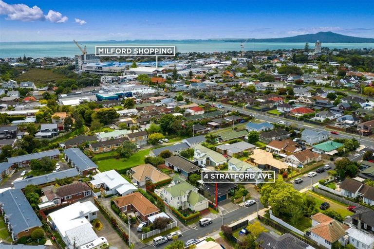 Photo of property in 2/4 Stratford Avenue, Milford, Auckland, 0620