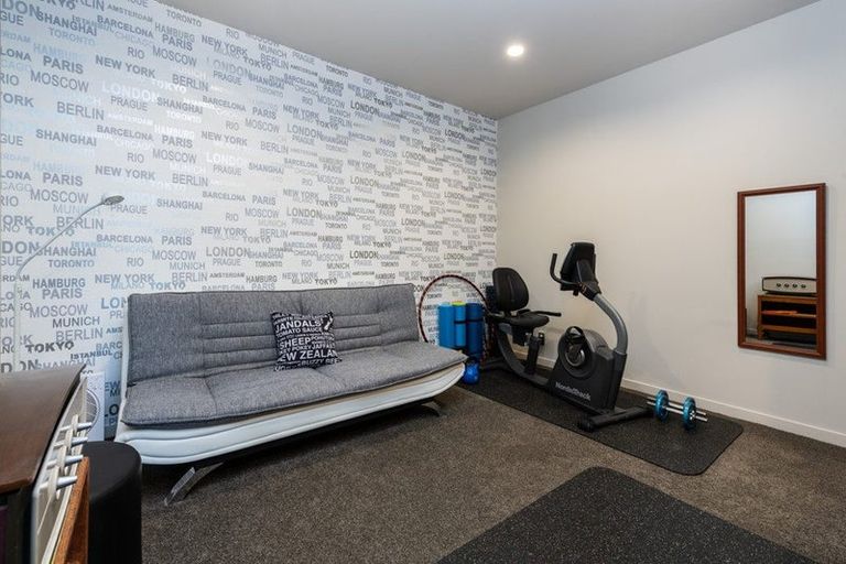 Photo of property in 16 Kahikatea Close, Campbells Bay, Auckland, 0630