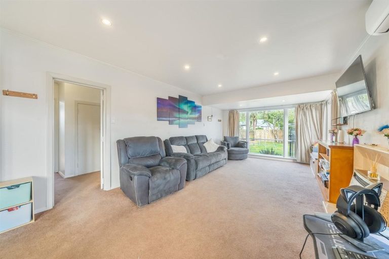 Photo of property in 70 Westminster Road, Wainuiomata, Lower Hutt, 5014