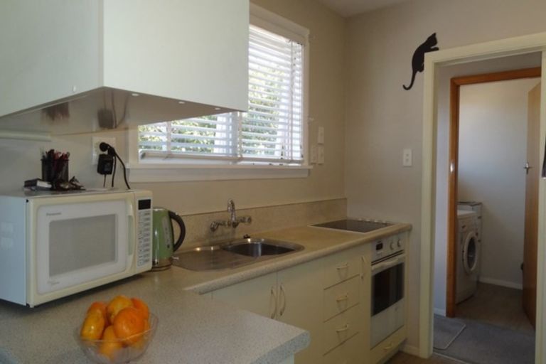 Photo of property in 44 Wychwood Crescent, Bishopdale, Christchurch, 8053