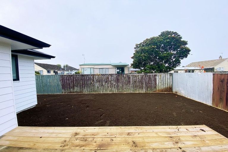 Photo of property in 3/56 Paul Crescent, Fairfield, Hamilton, 3214