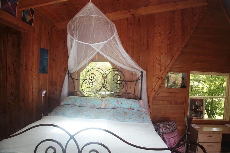 Photo of property in 122 Lone Kauri Road, Karekare, New Lynn, 0772