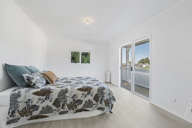 Photo of property in 16 Bracken Street, New Plymouth, 4310