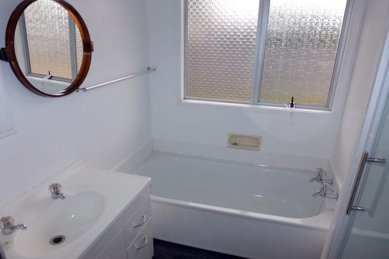 Photo of property in 17 Argyll Crescent, Tamatea, Napier, 4112