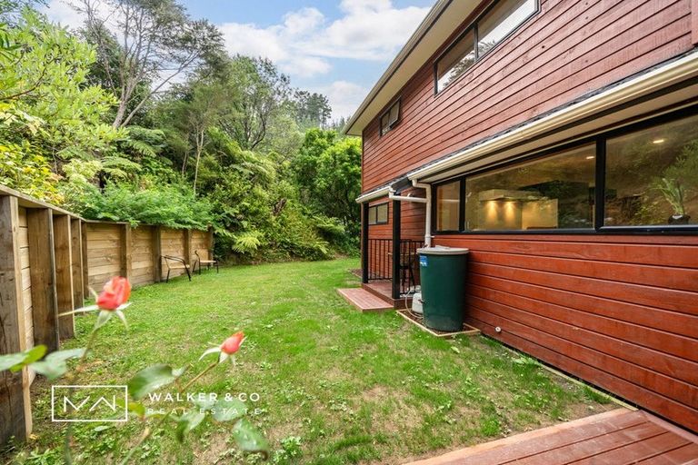 Photo of property in 87 Elmslie Road, Pinehaven, Upper Hutt, 5019