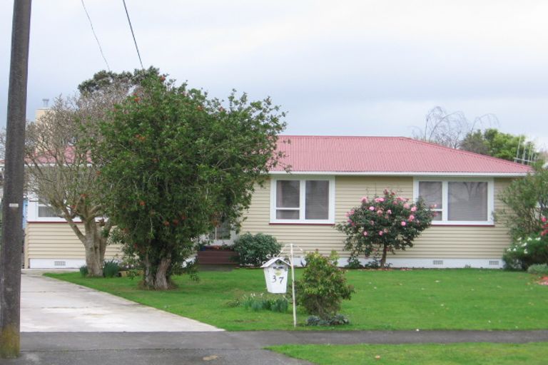 Photo of property in 37 Kettle Avenue, Awapuni, Palmerston North, 4412