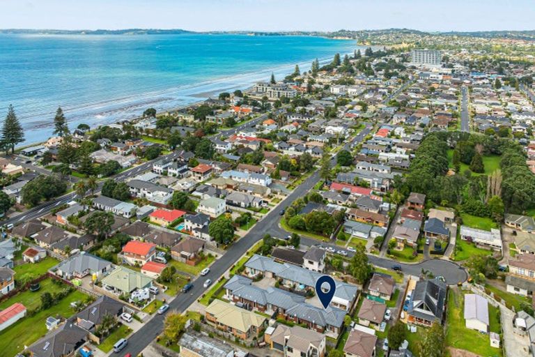 Photo of property in 30d Elizabeth Street, Orewa, 0931