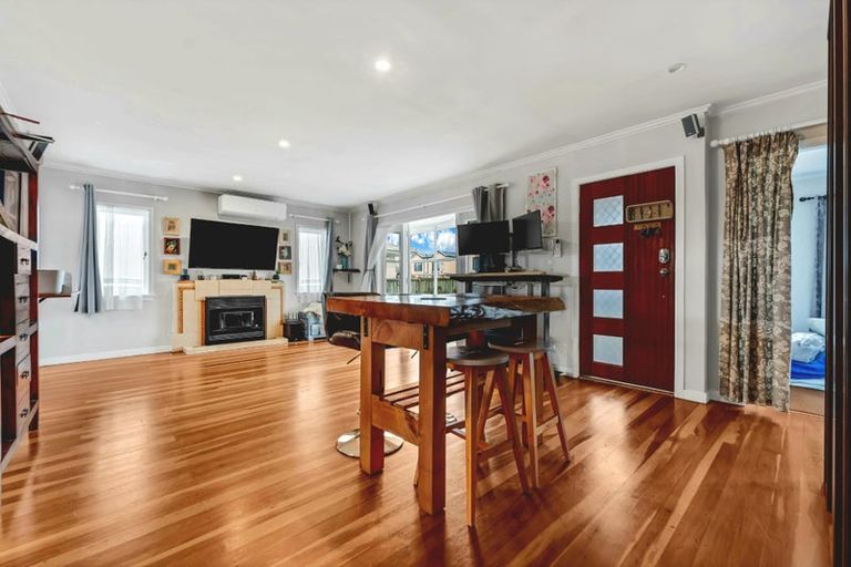 Photo of property in 1/5 Rogers Road, Manurewa, Auckland, 2102