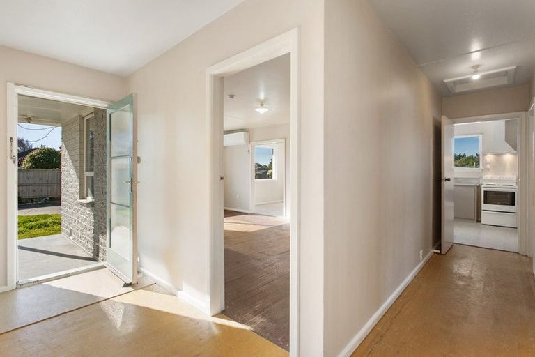 Photo of property in 452a Bower Avenue, Parklands, Christchurch, 8083