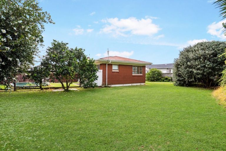 Photo of property in 42 Landscape Road, Papatoetoe, Auckland, 2025