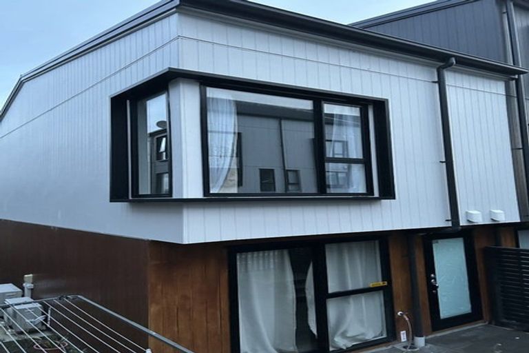 Photo of property in 24 Ara Mara Hua, Henderson, Auckland, 0612