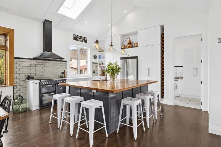 Photo of property in 6 Ray Street, Cromwell, 9310