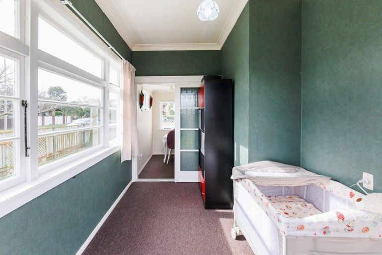 Photo of property in 113 Waterloo Crescent, Hokowhitu, Palmerston North, 4410