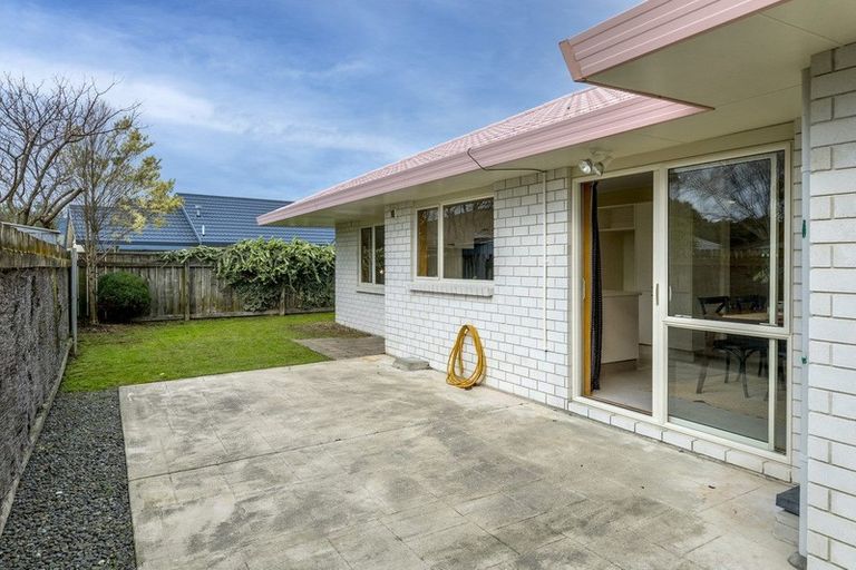 Photo of property in 35a Hadleigh Court, Paraparaumu, 5032