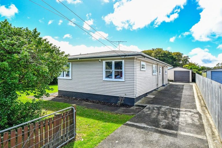 Photo of property in 14 Orion Street, Papakura, 2110