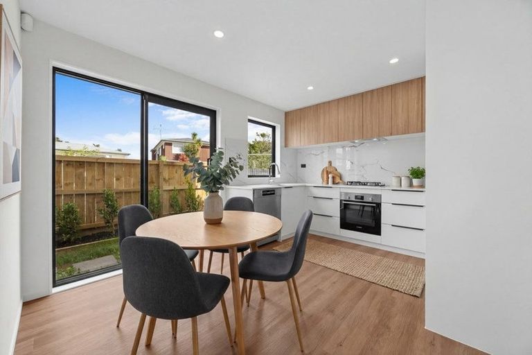Photo of property in 4a Bettina Place, Manurewa, Auckland, 2102
