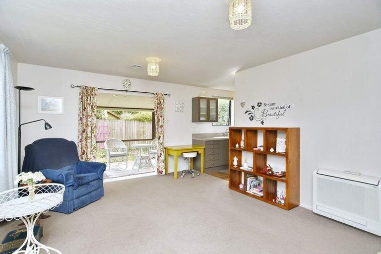 Photo of property in 21b Chartwell Close, Rangiora, 7400