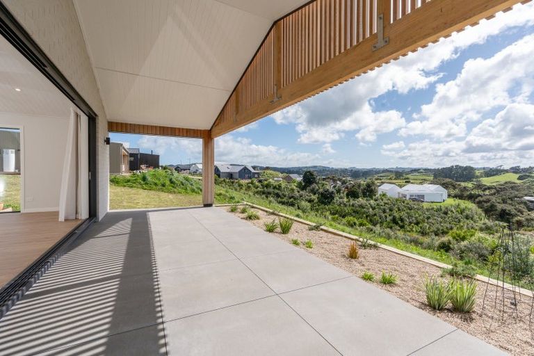 Photo of property in 11 Kapokapowai Street, Raglan, 3225