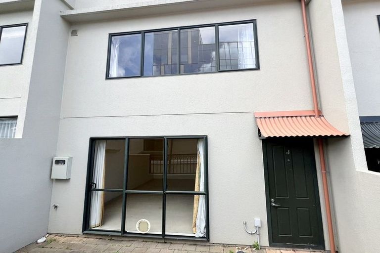 Photo of property in 83d Hill Street, Thorndon, Wellington, 6011