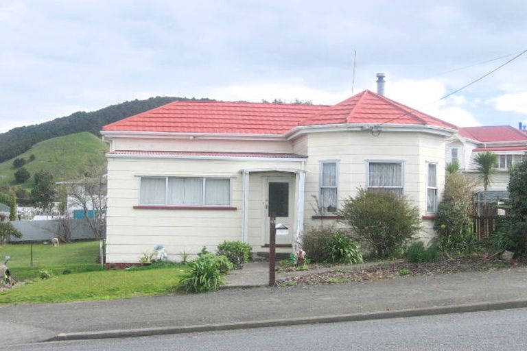 Photo of property in 63 King Street, Hikurangi, 0114