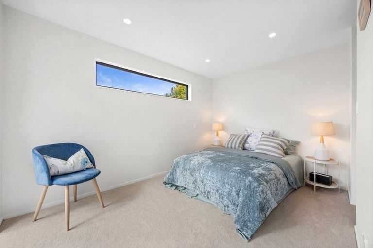 Photo of property in 58c Fitzherbert Avenue, West Harbour, Auckland, 0618