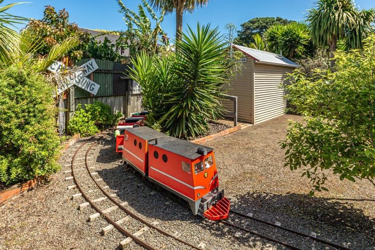 Photo of property in 133 Cornfoot Street, Castlecliff, Wanganui, 4501