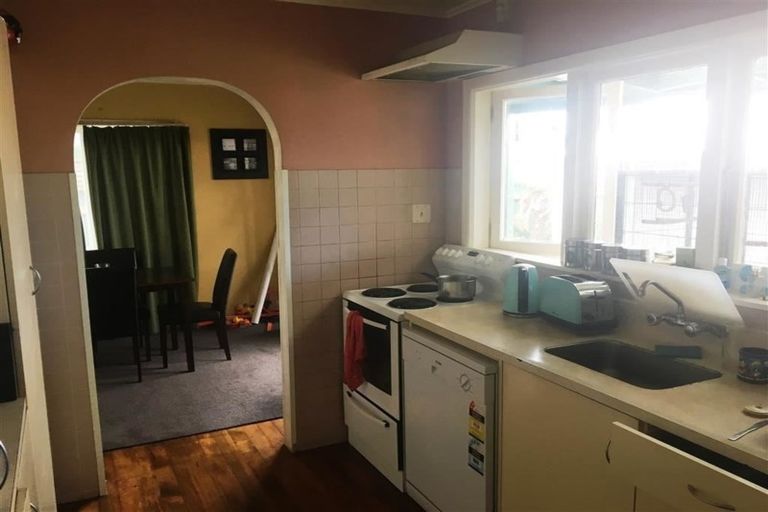 Photo of property in 10 Murphy Road, Taradale, Napier, 4112