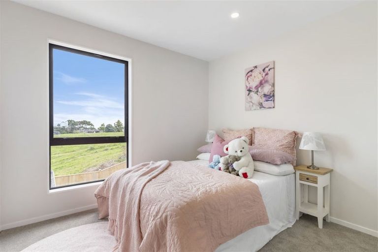 Photo of property in 22 Bendridge Street, Flat Bush, Auckland, 2019