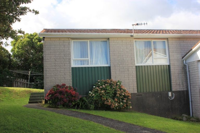 Photo of property in 5b Reese Jones Grove, Maungaraki, Lower Hutt, 5010
