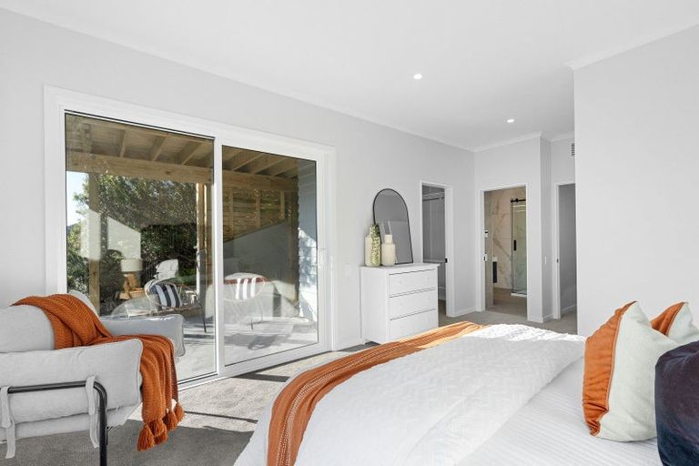 Photo of property in 5 Landsdowne Terrace, Karori, Wellington, 6012