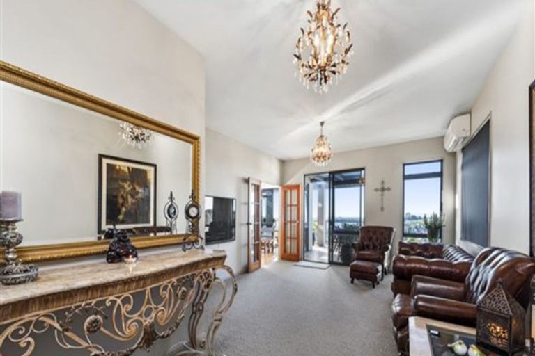 Photo of property in 31 Aurora Avenue, Welcome Bay, Tauranga, 3112