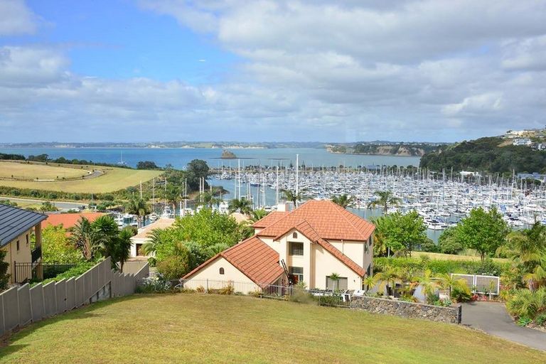 Photo of property in 50 Nautilus Drive, Gulf Harbour, Whangaparaoa, 0930
