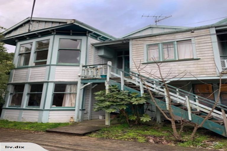 Photo of property in 2/106 Glenmore Street, Northland, Wellington, 6012