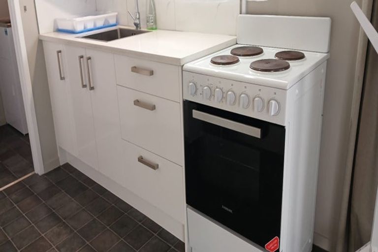 Photo of property in 109a Mokoia Road, Birkenhead, Auckland, 0626