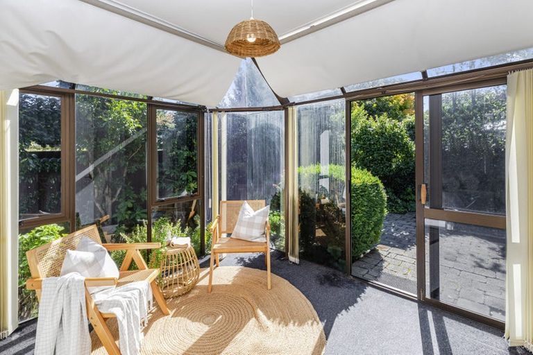 Photo of property in 2/6 Ashfield Place, Ilam, Christchurch, 8041