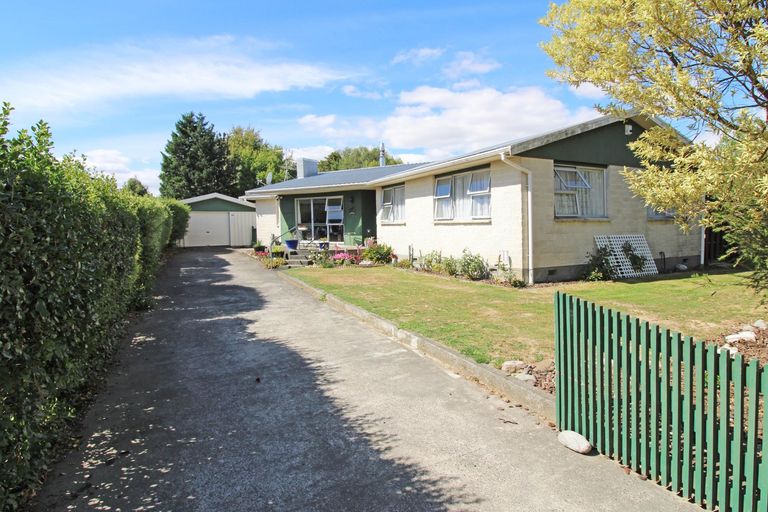 Photo of property in 78 Victoria Street, Carterton, 5713