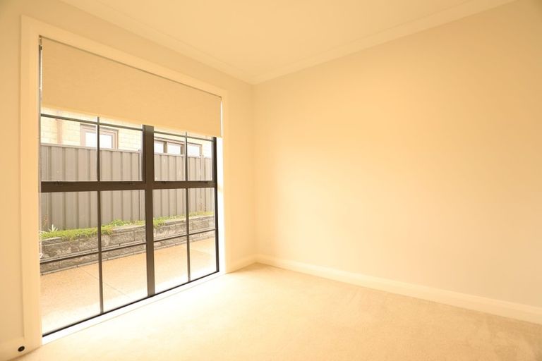 Photo of property in 56 Sunningdale Street, Wattle Downs, Auckland, 2103