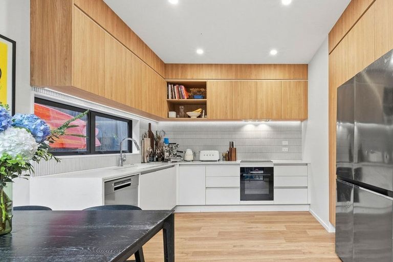 Photo of property in 33e Stanley Avenue, Milford, Auckland, 0620