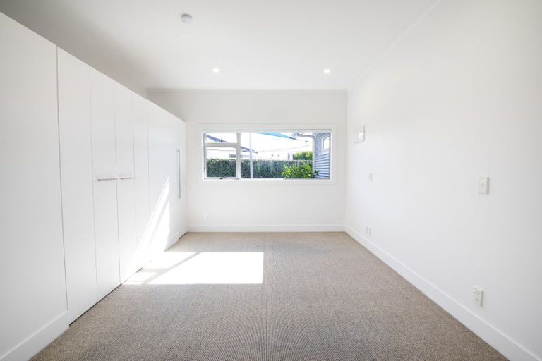 Photo of property in 2b Mckenzie Avenue, Marewa, Napier, 4110