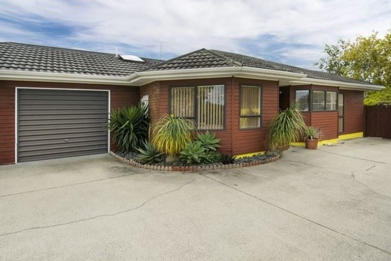 Photo of property in 2/47 Girven Road, Mount Maunganui, 3116