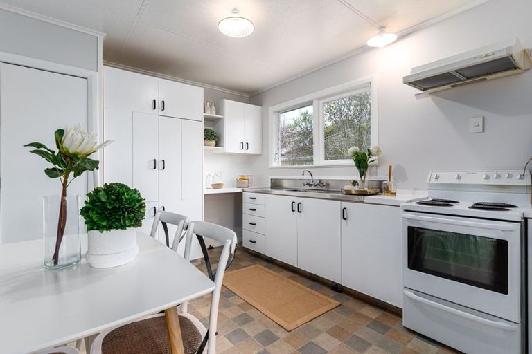 Photo of property in 2979 Cheltenham Hunterville Road, Cheltenham, Feilding, 4777