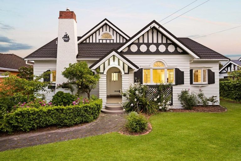 Photo of property in 3 Armagh Street, Hamilton East, Hamilton, 3216