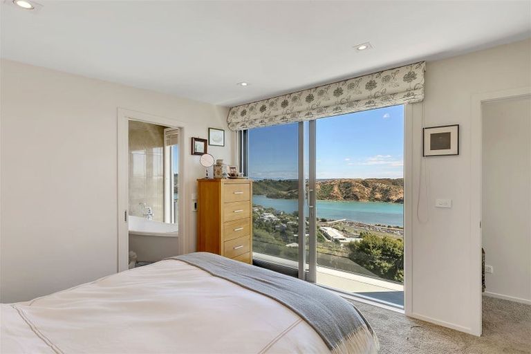 Photo of property in 21 Seascape View, Paremata, Porirua, 5024